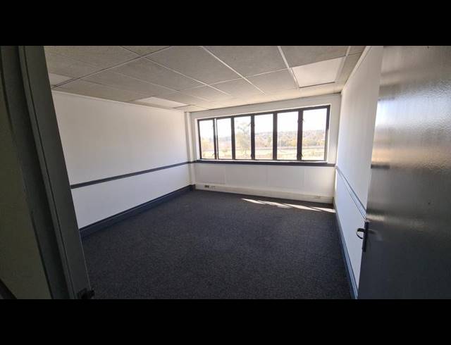 INDUSTRIAL PROPERTY TO RENT IN RANDJESPARK